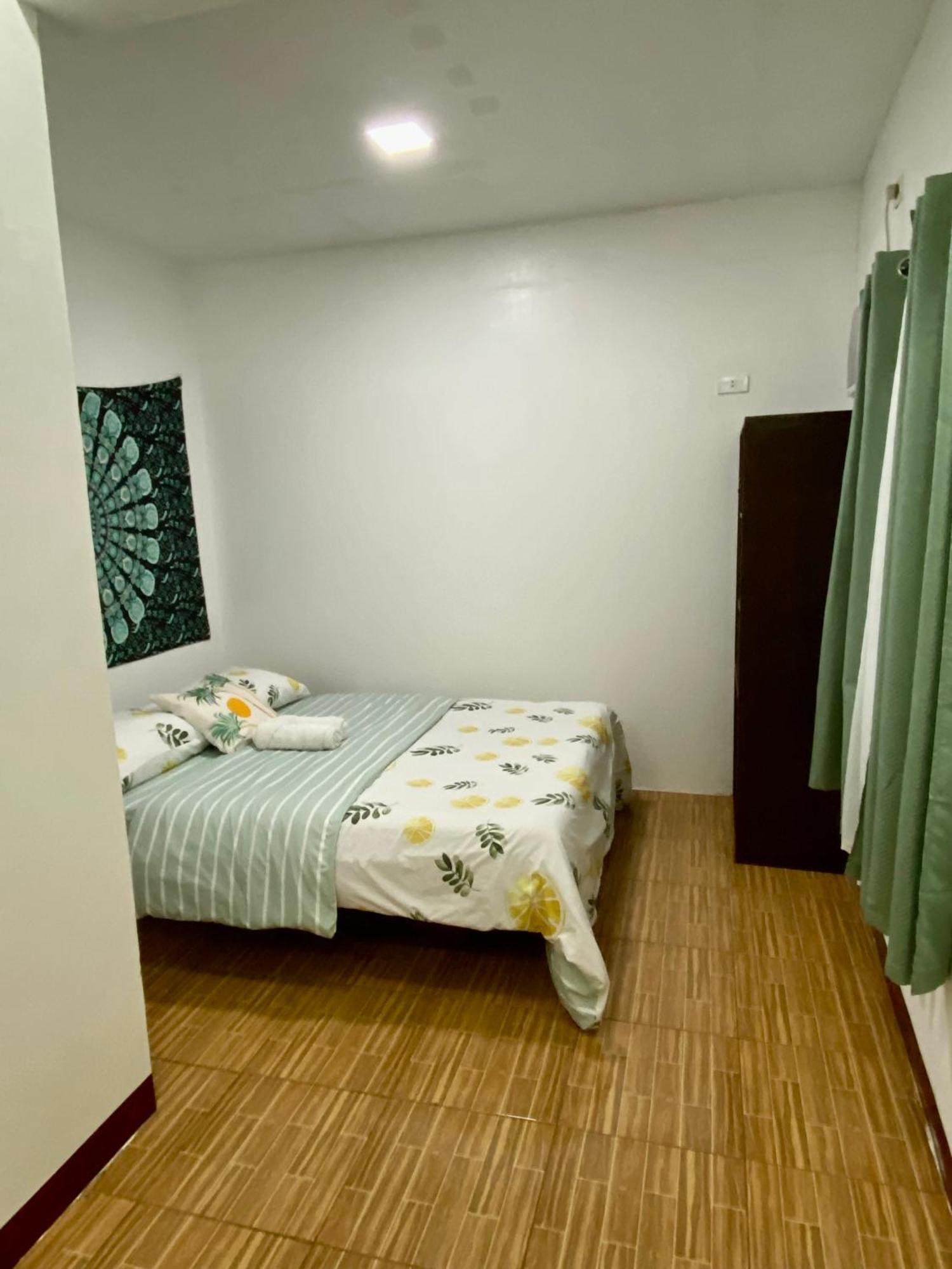 Moalboal Panagsama Beach Topbudz Hostel Exteriér fotografie